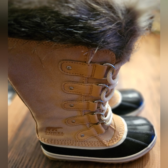 Sorel Joan of Arctic Insulated Waterproof Women's Winter Boot 5 - Picture 3 of 8